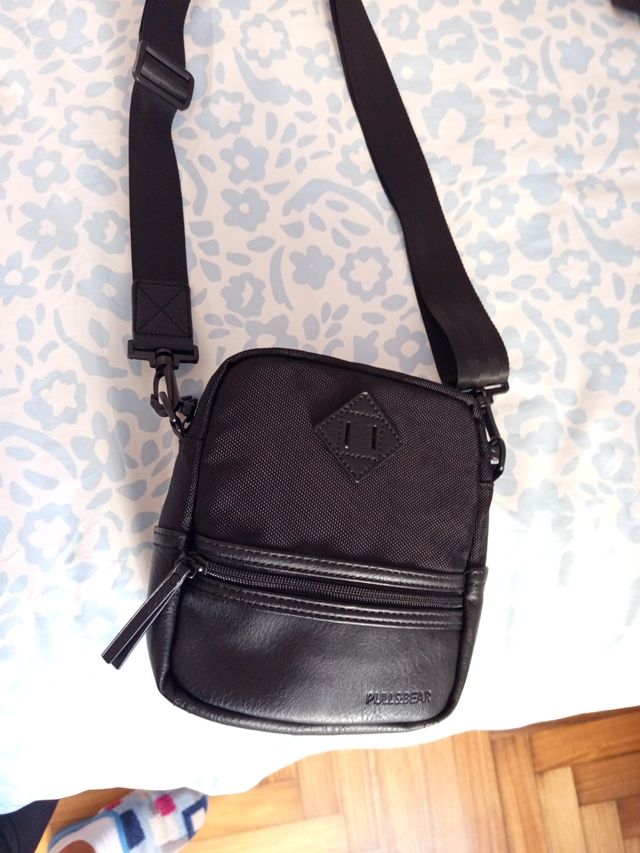 Bolso bandolera Pull&Bear negro