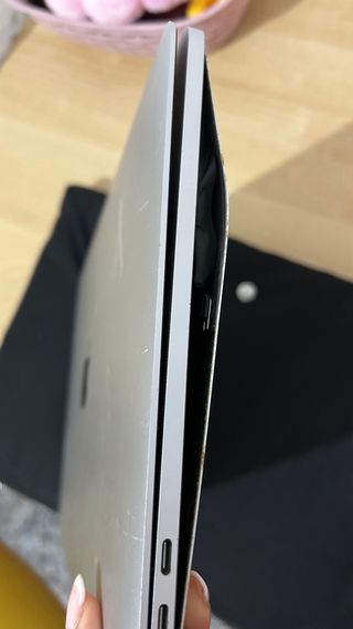 Apple MacBook PRO Touch id Bar Plata