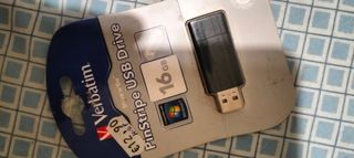 Verbatim PinStripe USB 16GB