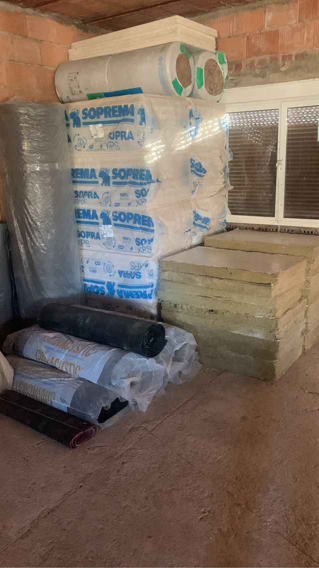 (1200€ esta semana)Aislamiento y chapas onduladas