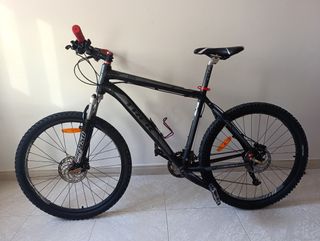 Bicicleta TREK Four Series 4500