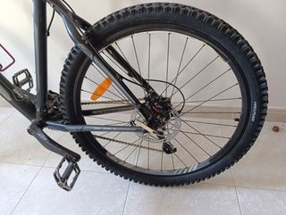 Bicicleta TREK Four Series 4500