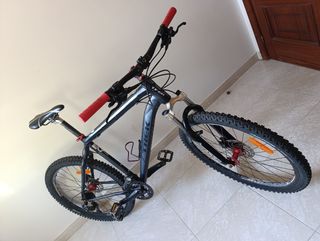 Bicicleta TREK Four Series 4500