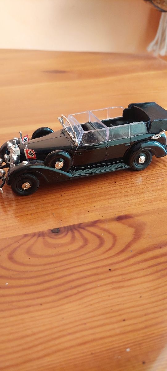 Modellino auto privata Hitler 1942 Mercedes