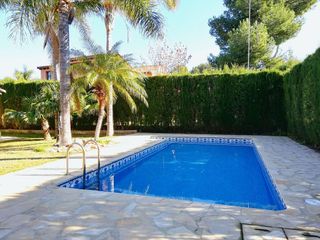 Chalet en alquiler en Riba-roja de Túria