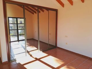 Chalet en alquiler en Riba-roja de Túria