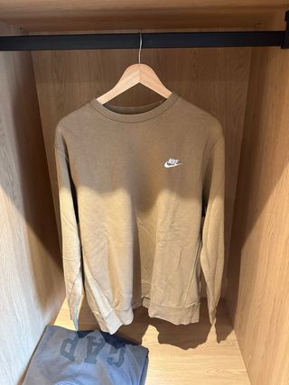 Sudadera Nike Marrón Básica