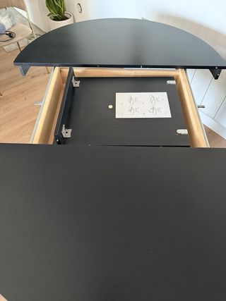 Mesa de comedor extensible negra