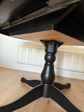 Mesa de comedor extensible negra