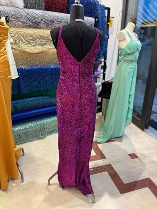 Abito lungo fucsia con paillettes