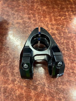 POTENCIA BICI ONOFF  31.8 mm
 Y 30 mm DE LARGA 
