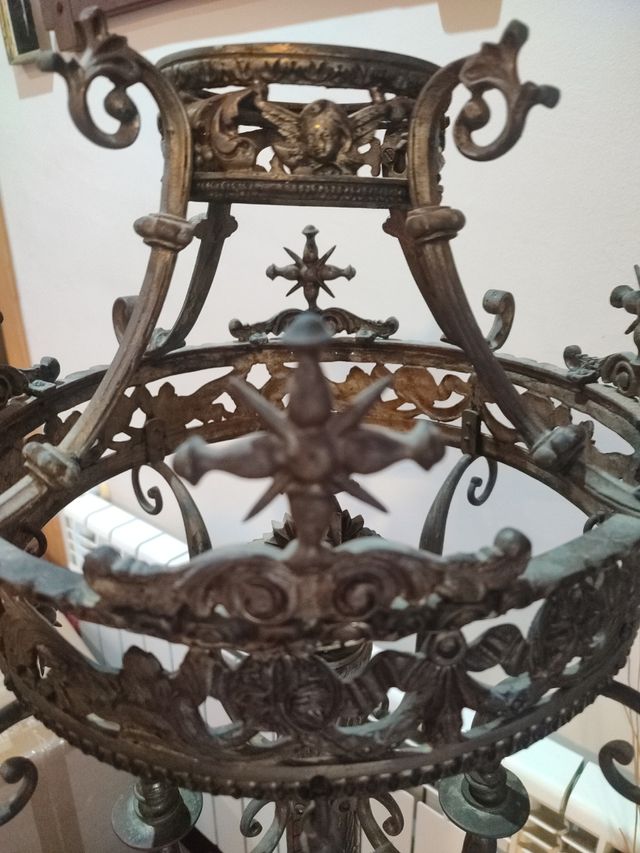 Pieza de iglesia antigua