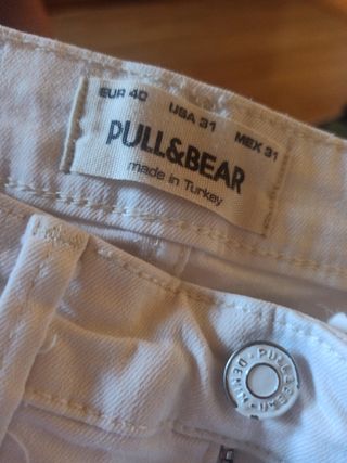 Pantalón vaquero blanco Pull&Bear Ripped