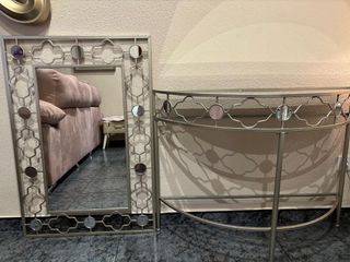 Entradita de cristal y metal plateado