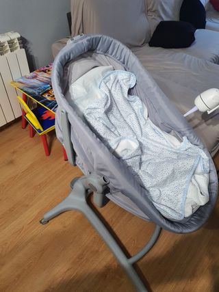 Cuna chicco baby hug evolutiva