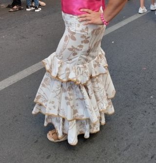 Falda flamenca beige y caqui