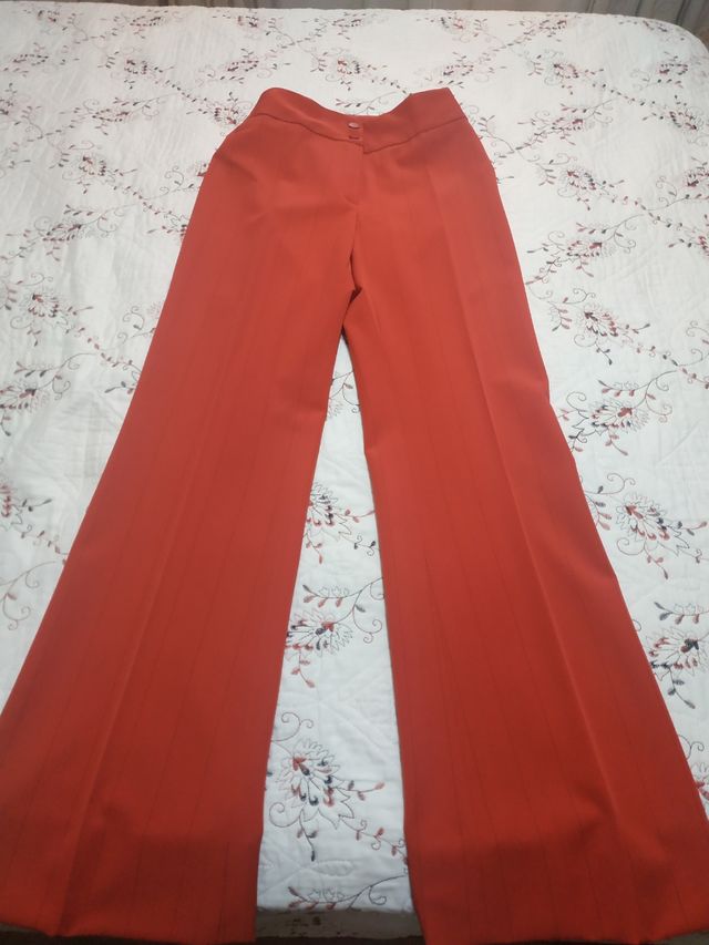 Traje de chaqueta elegante rojo