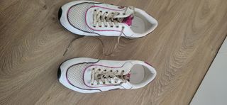 Zapatillas Lola Casademunt Blancas y Rosas
