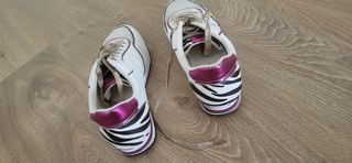 Zapatillas Lola Casademunt Blancas y Rosas