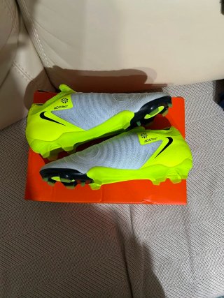 *****OPORTUNIDAD nuevas****** Zapatillas de fútbo