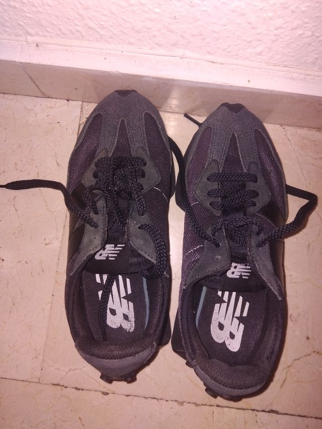 Zapatillas New Balance Negras y Grises