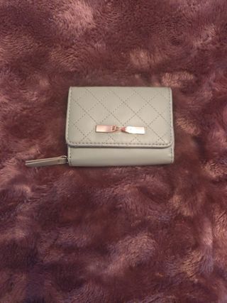 Cartera Stradivarius Roja