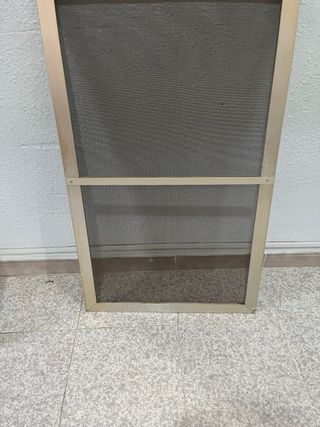 2 mosquiteras de aluminio