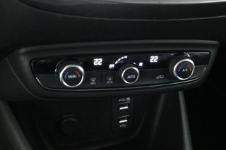 Opel Crossland X 1.2 Turbo INNOVATION