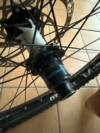 Rueda Mavic M1700 DT Swiss sin neumático