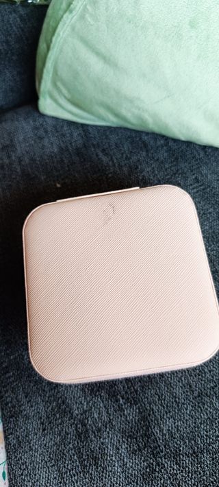 Mini joyero portátil