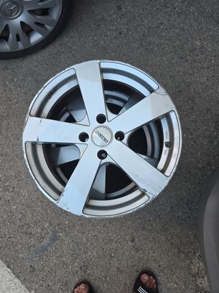 4 Llantas Dezent 17” Citroën C-Elysée
