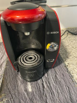Cafetera Bosch Tassimo Roja