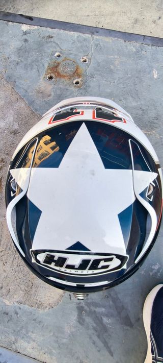 Casco HJC RPHA 11