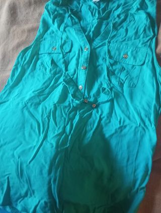 Blusa sin mangas color verde azulado