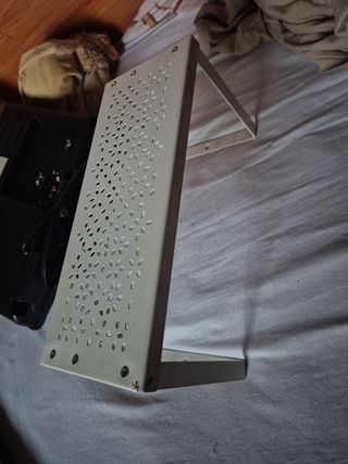 Mini estantería + Tele OKI