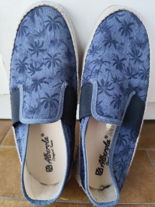 Zapatillas Alberola niño talla 40
Una puesta 