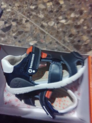 Sandalias Biomecanics niño talla 24

