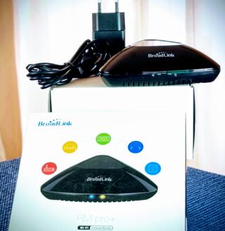 Broadlink RM pro+ Wi-Fi Universal Remote