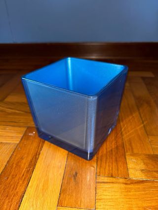 Vaso vetro azzurro quadrato