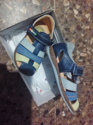 Sandalias Pablosky niño azul talla 25