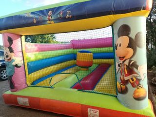 Castillo hinchable Mickey Mouse