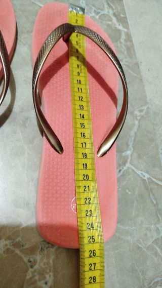 Chanclas Ipanema 40, goma, regalo otras 38, Esmara