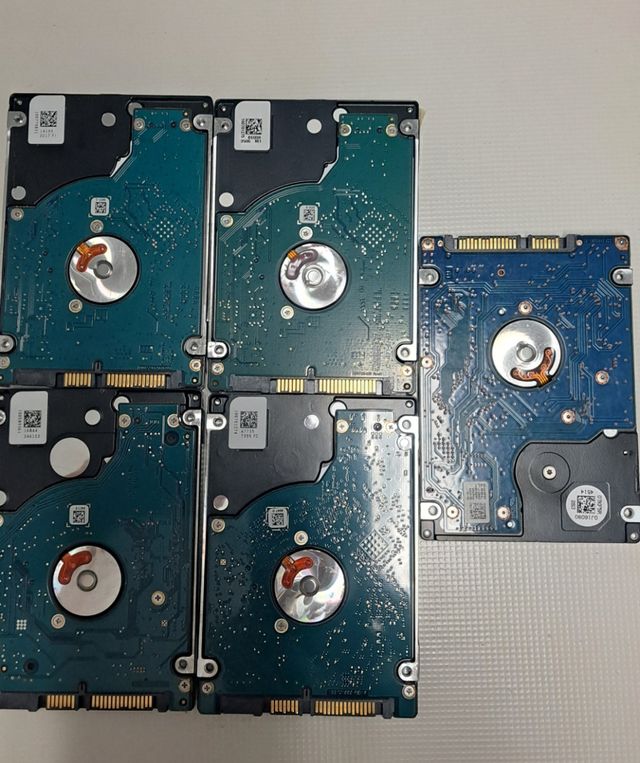 Discos Duros Mecánicos 500 GB HGST Seagate