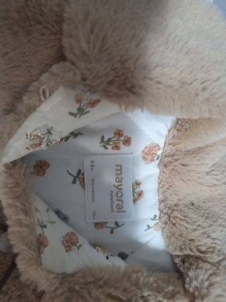 Abrigo niña Mayoral beige de pelito 