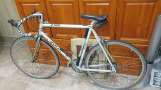 Bicicleta de carretera Zeus Z 9000