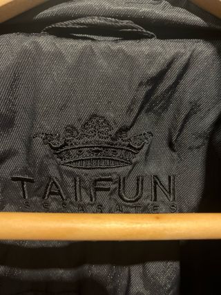 Gabardina acolchada Taifun negra Talla S