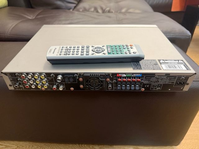 Amplificador AV Pioneer VSX-C100