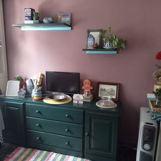 Mueble de salón verde