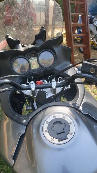 Suzuki V-Strom 650 DL650 como nueva