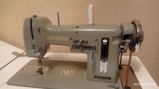 Máquina de coser Wertheim